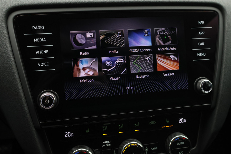 Škoda Octavia Combi 1.5 TSI Greentech Style Business Climate, Cruise, Apple Carplay, Stoelverwarming, PDC, Trekhaak, 17''