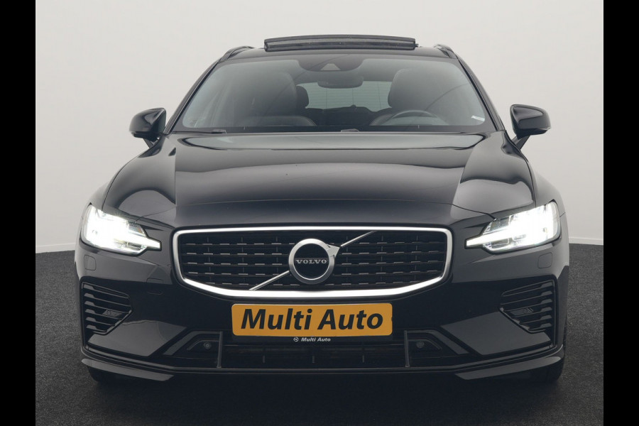 Volvo V60 T8 Twin Engine AWD R-Design PHEV 390pk Dealer O.H. | Trekhaak Af Fabriek | Panodak | Head Up | Harman / Kardon | Camera | Lederen Sportstoelen Memory & Verwarmd | Apple Carplay | Stuur Verwarmd | Navigatie | DAB | Plug In Hybrid |