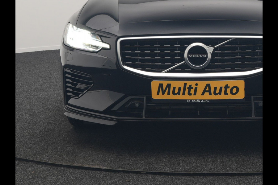 Volvo V60 T8 Twin Engine AWD R-Design PHEV 390pk Dealer O.H. | Trekhaak Af Fabriek | Panodak | Head Up | Harman / Kardon | Camera | Lederen Sportstoelen Memory & Verwarmd | Apple Carplay | Stuur Verwarmd | Navigatie | DAB | Plug In Hybrid |