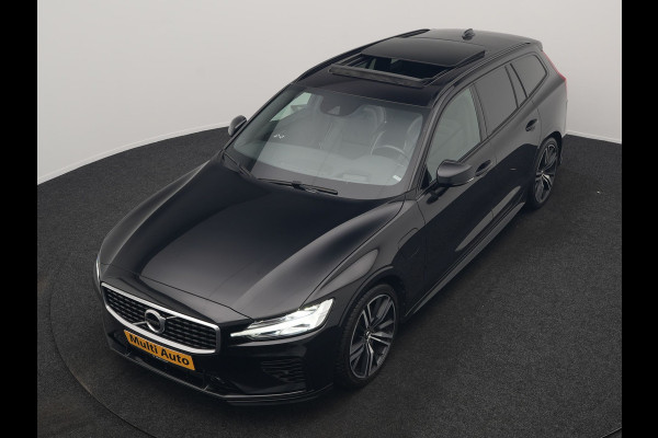 Volvo V60 T8 Twin Engine AWD R-Design PHEV 390pk Dealer O.H. | Trekhaak Af Fabriek | Panodak | Head Up | Harman / Kardon | Camera | Lederen Sportstoelen Memory & Verwarmd | Apple Carplay | Stuur Verwarmd | Navigatie | DAB | Plug In Hybrid |