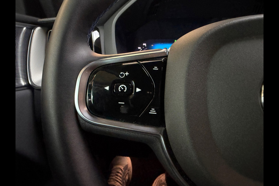 Volvo XC60 2.0 T8 Plug-in-hybrid AWD BLACK EDITION PANO|BOWERS&WILKINS|HuD|360CAM|KEYLESS|MEMORY|LUCHTVERING|FABRIEKSGARANTIE|2025