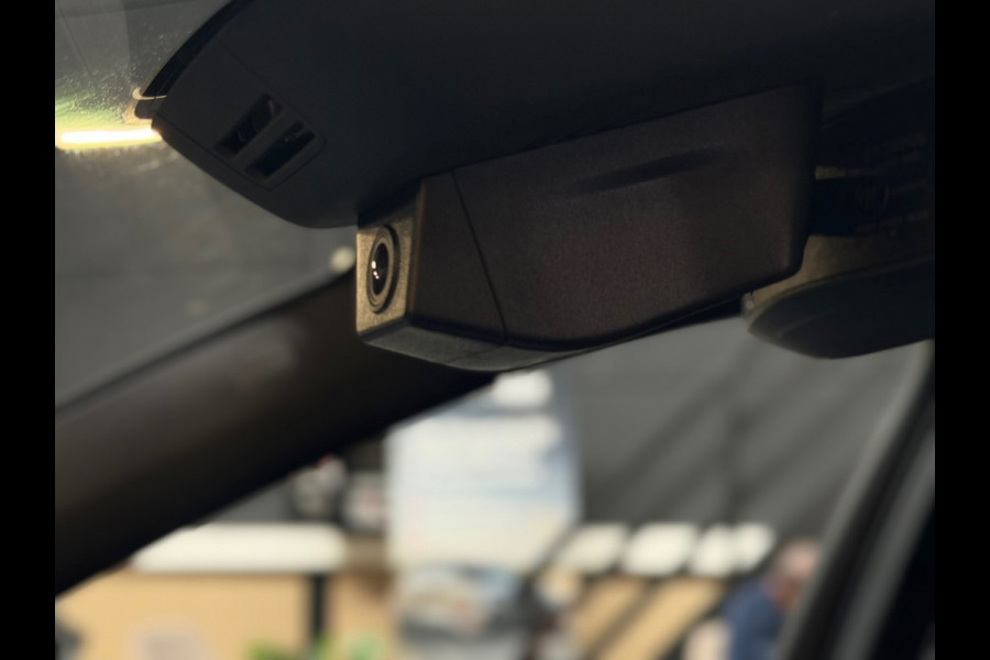 Volvo XC60 2.0 T8 Plug-in-hybrid AWD BLACK EDITION PANO|BOWERS&WILKINS|HuD|360CAM|KEYLESS|MEMORY|LUCHTVERING|FABRIEKSGARANTIE|2025