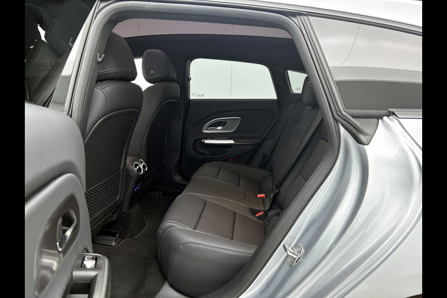 Mercedes-Benz CLA-Klasse Shooting Brake 250+ Business Solution 85 kWh | Nightpakket | Winterpakket | Massagefunctie | Smartphone integratie | Vast panoramadak | Sierdelen in geanodiseerd antraciet | URBAN GUARD |