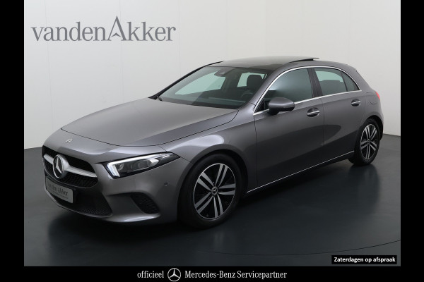 Mercedes-Benz A-Klasse 200 Luxury 164pk // Panoramadak // Carplay // Sfeerverlichting // MultiBeam LED // Keyless Entry // Camera // Advanced Audio