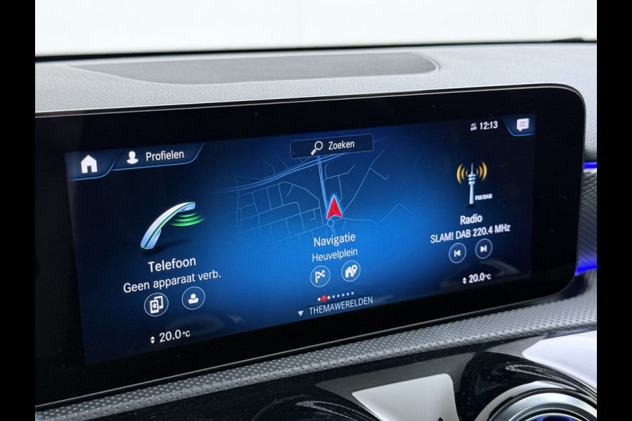 Mercedes-Benz A-Klasse 200 Luxury 164pk // Panoramadak // Carplay // Sfeerverlichting // MultiBeam LED // Keyless Entry // Camera // Advanced Audio