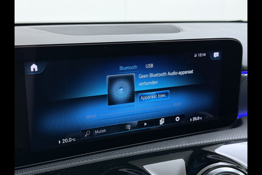 Mercedes-Benz A-Klasse 200 Luxury 164pk // Panoramadak // Carplay // Sfeerverlichting // MultiBeam LED // Keyless Entry // Camera // Advanced Audio