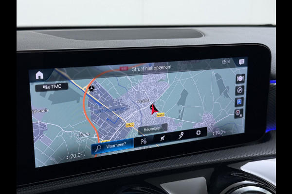 Mercedes-Benz A-Klasse 200 Luxury 164pk // Panoramadak // Carplay // Sfeerverlichting // MultiBeam LED // Keyless Entry // Camera // Advanced Audio