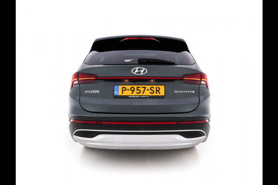 Hyundai Santa Fe 1.6 T-GDI HEV Premium Sky (Face-lift) (INCL-BTW) *PANO | LEATHER | FULL-LED | ADAPTIVE-CRUISE | BLINDSPOT | MEMORY-PACK | DIGI-COCKPIT | SHIFTPADDLES | PRIVACYGLASS | NAVI-FULLMAP | HEAD-UP |19''ALU*