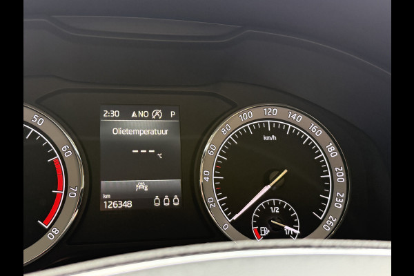 Škoda Karoq 1.5 TSI ACT Business Edition Plus | Panoramadak | Camera | Adaptive cruise | Stoelverwarming | Full LED | NL auto | Dealer onderhouden