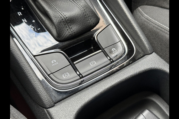 Škoda Karoq 1.5 TSI ACT Business Edition Plus | Panoramadak | Camera | Adaptive cruise | Stoelverwarming | Full LED | NL auto | Dealer onderhouden