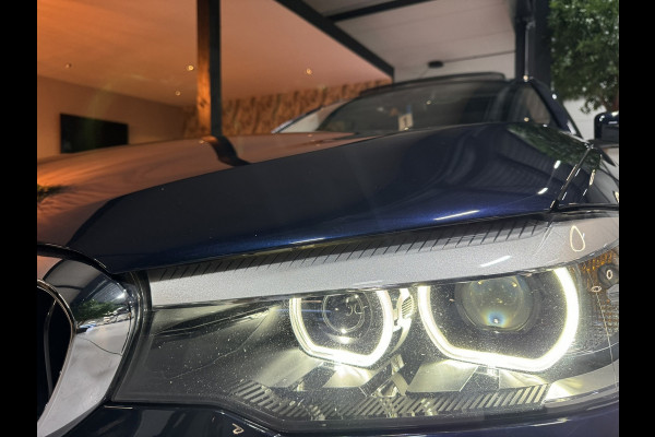BMW 5 Serie Touring 520i Sport Line M | Pano | Memory Stoelen | Stoelventilatie | Camera | Elek Achterklep | Dealer onderhouden