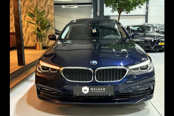 BMW 5 Serie Touring 520i Sport Line M | Pano | Memory Stoelen | Stoelventilatie | Camera | Elek Achterklep | Dealer onderhouden