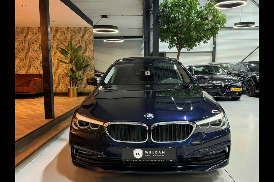 BMW 5 Serie Touring 520i Sport Line M | Pano | Memory Stoelen | Stoelventilatie | Camera | Elek Achterklep | Dealer onderhouden