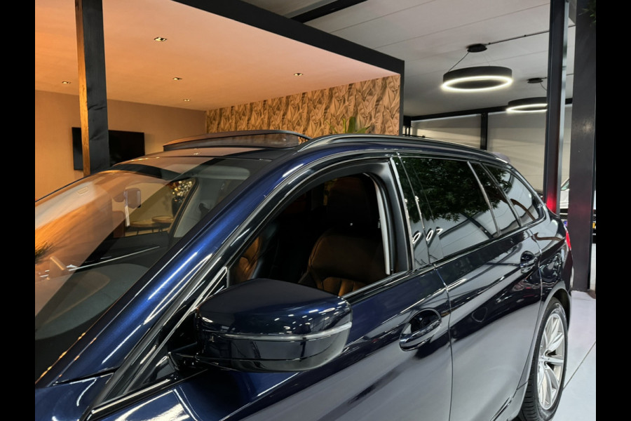 BMW 5 Serie Touring 520i Sport Line M | Pano | Memory Stoelen | Stoelventilatie | Camera | Elek Achterklep | Dealer onderhouden