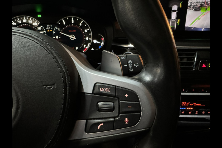 BMW 5 Serie Touring 520i Sport Line M | Pano | Memory Stoelen | Stoelventilatie | Camera | Elek Achterklep | Dealer onderhouden