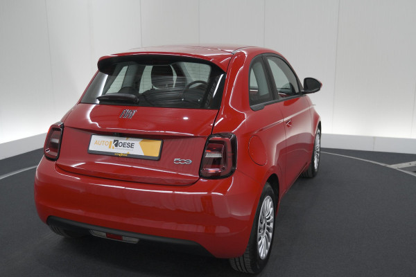 Fiat 500 Urban 42 kWh | SOH 97,9% | 3 Fase | Camera | Apple Carplay | Keyless start
