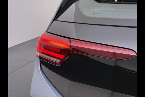 Volkswagen ID.3 Pro 62kWh SOH 93% Navi-Pro Ecc Stoel+Stuurverwarming Adap.Cruise Apple Carplay Android Auto Pdc Lmv Isofix Bluetooth Led Rijstrooksensor Verkeersbord Keyless Dab Comfort Pakket 1e Eigenaar Origineel Nederlandse Auto