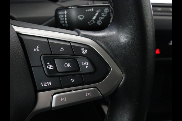 Volkswagen Golf 1.5 TSI Style | Panoramadak | Stoelverwarming | Head-Up | Trekhaak | Camera | Massage | Carplay | Navigatie | Adaptive cruise | Harman/Kardon | Sfeerverlichting | Keyless | Park Assist | Getint glas