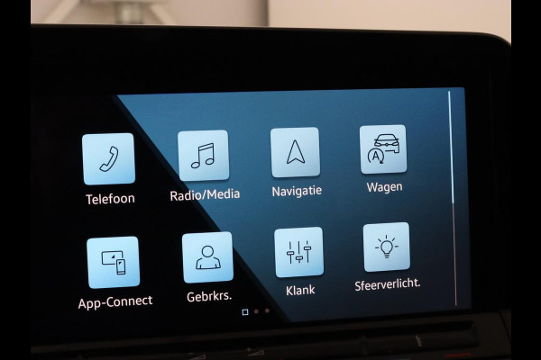 Volkswagen Golf 1.5 TSI Style | Panoramadak | Stoelverwarming | Head-Up | Trekhaak | Camera | Massage | Carplay | Navigatie | Adaptive cruise | Harman/Kardon | Sfeerverlichting | Keyless | Park Assist | Getint glas