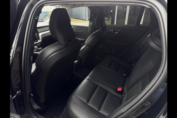 Volvo V60 2.0 T6 Plug-in hybrid AWD Ultimate Dark Long Range | Trekhaak | 100% SOH | Leder + Memory | Winter Pack