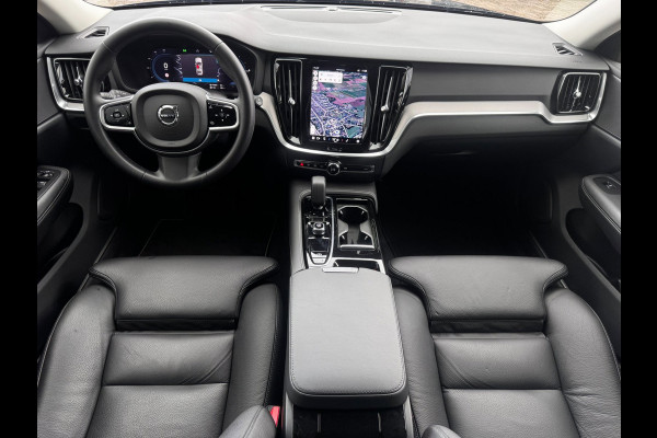 Volvo V60 2.0 T6 Plug-in hybrid AWD Ultimate Dark Long Range | Trekhaak | 100% SOH | Leder + Memory | Winter Pack