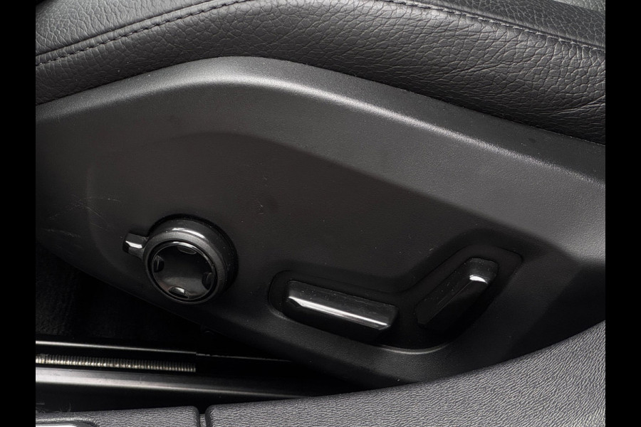 Volvo V60 2.0 T6 Plug-in hybrid AWD Ultimate Dark Long Range | Trekhaak | 100% SOH | Leder + Memory | Winter Pack