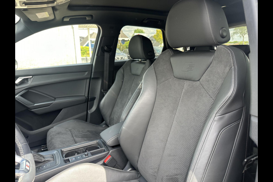 Audi Q3 Sportback 45 TFSI e S Edition 245 PK | Panoramadak |  Sonos | Camera | Alcantara bekleding | Stoelverwarming