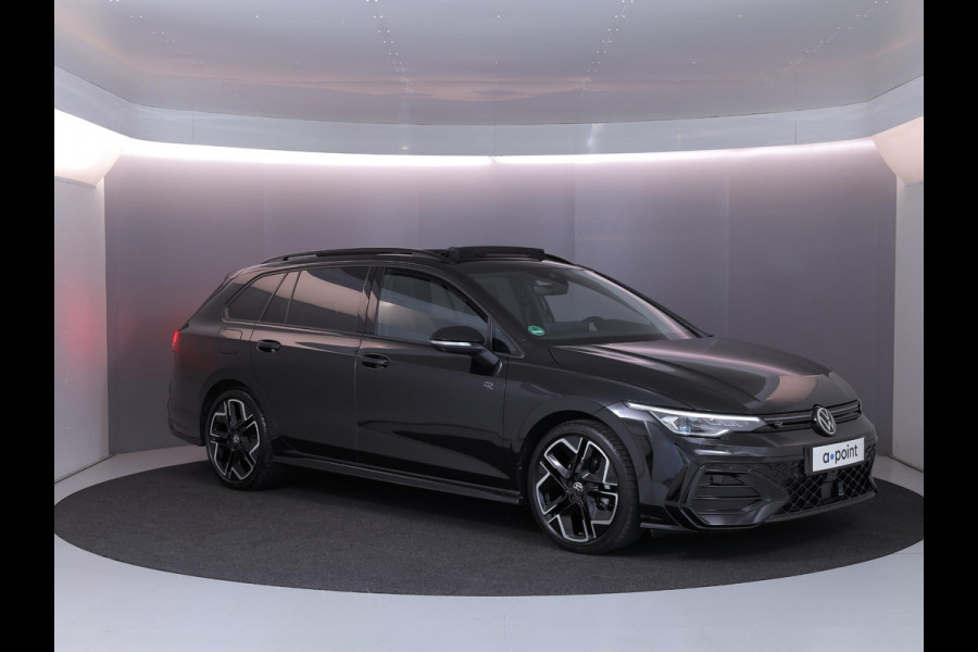 Volkswagen Golf variant R-Line-Edition 1.5 eTSI 85 kW 116 pk Automaat (DSG) | Verlengde garantie | Navigatie | Panoramadak | Parkeersensoren | Rondomzicht camera | Black Style pakket | R-Line |