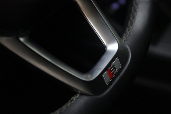 Audi Q3 Sportback 45 TFSI e 3X S-Line /PANO/CARPLAY/KEYLES/STOELV/VOL
