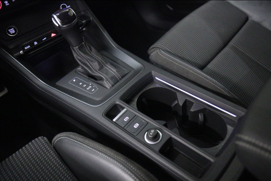 Audi Q3 Sportback 45 TFSI e 3X S-Line /PANO/CARPLAY/KEYLES/STOELV/VOL