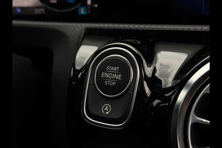 Mercedes-Benz A-Klasse 250 4MATIC AMG Line FULL PANO NAVI WIDESCREEN