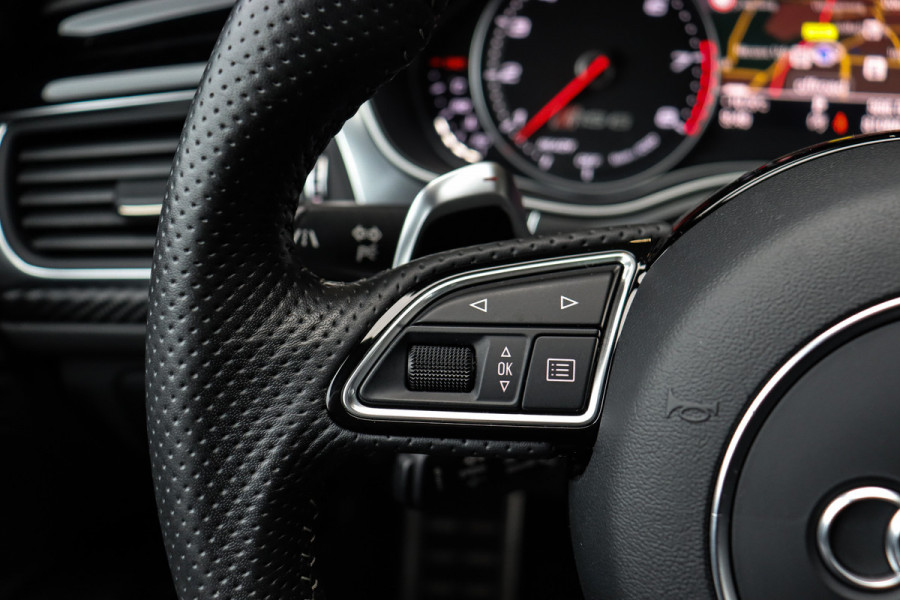 Audi RS6 Performance 4.0 V8 Quattro 605pk **Keramisch/HUD/Pano.dak/ACC/360/BOSE**