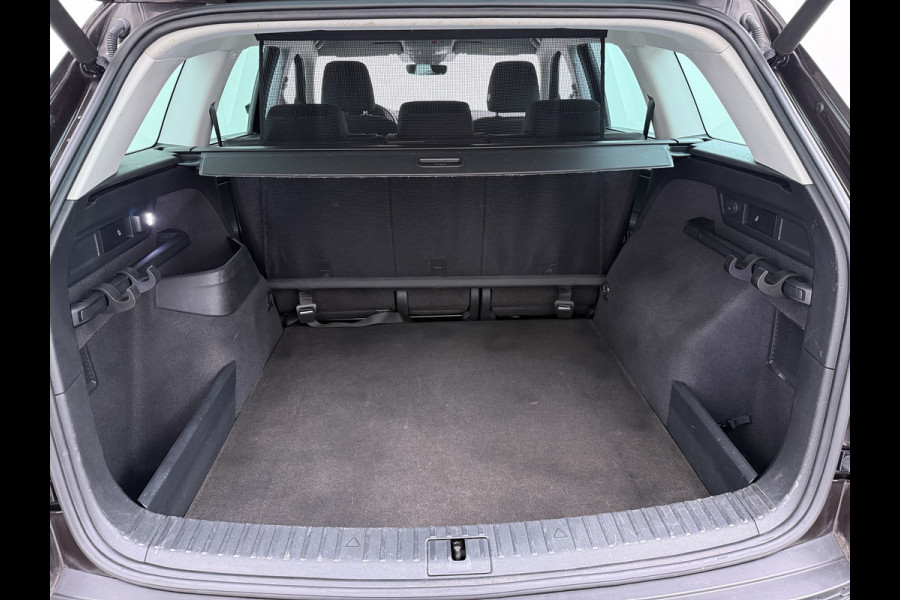 Škoda Kodiaq 1.5 TSI Automaat Style Business Navi 3-Zone Ecc Adap.Cruise 360°Camera Elek.Stoel+Memory Apple Carplay Android Auto Pdc Stoelverwarming Elek.Achterklep Led Lmv Isofix P-Assist Regen-Lichtsensor Dealeronderhouden 1e Eigenaar Origineel Nederlandse Auto
