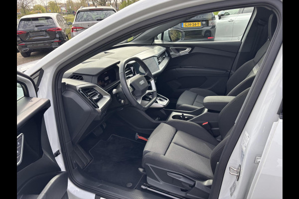Audi Q4 e-tron 40 Advanced edition 77 kWh | Stoelverwarming | Elek. klep | SOH 96,7% |  Navigatie | Keyless entry | 20 Inch LMV |