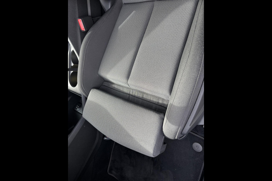 Audi Q4 e-tron 40 Advanced edition 77 kWh | Stoelverwarming | Elek. klep | SOH 96,7% |  Navigatie | Keyless entry | 20 Inch LMV |