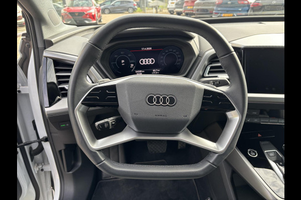 Audi Q4 e-tron 40 Advanced edition 77 kWh | Stoelverwarming | Elek. klep | SOH 96,7% |  Navigatie | Keyless entry | 20 Inch LMV |