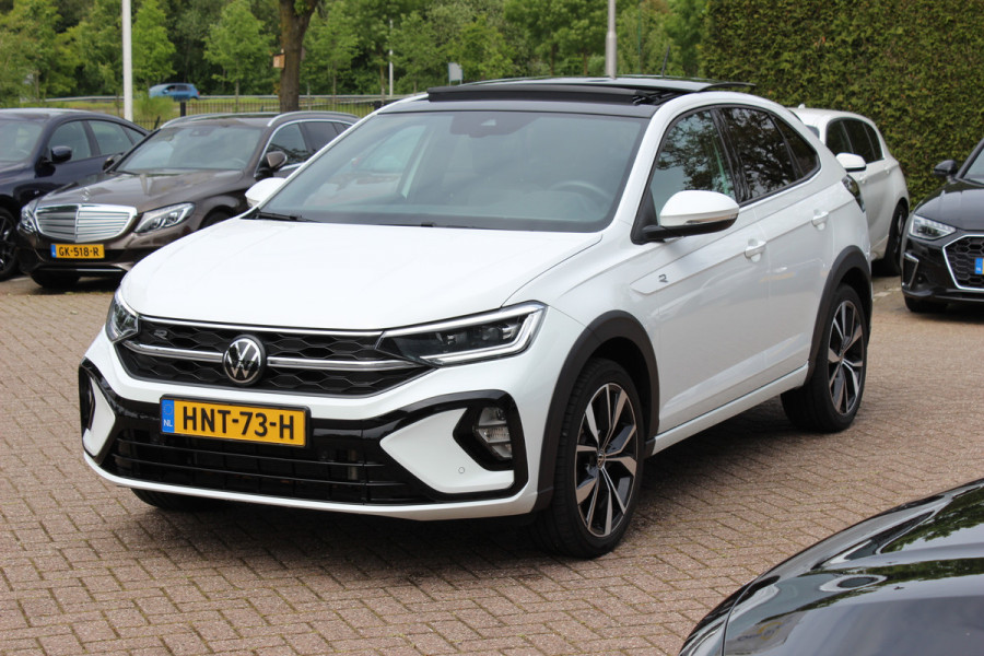 Volkswagen Taigo 1.5 TSI R-Line Business / Panoramadak / Camera / Keyless / Matrix LED / 18'' / Sfeerverlichting / CarPlay / Stoelverwarming / DAB / ACC