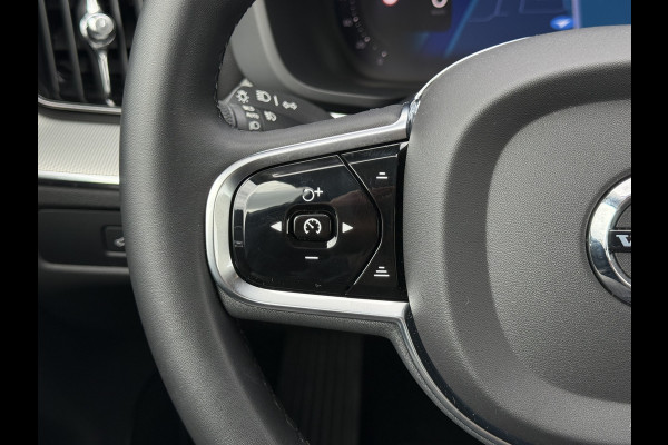 Volvo XC60 2.0 T6 Plug-in hybrid AWD Plus Dark | Pano | Pilot Assist | H/K Audio | 21 inch