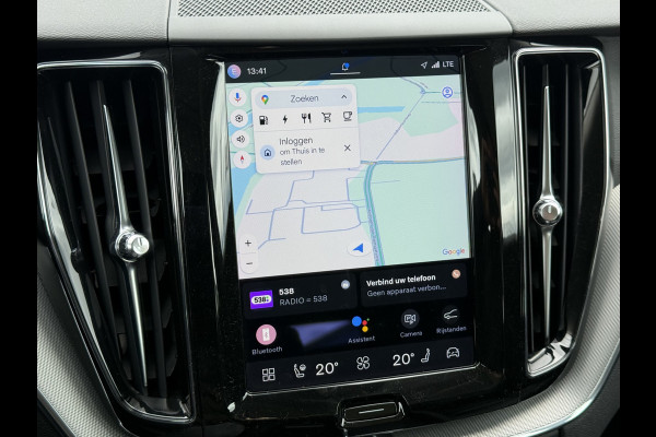 Volvo XC60 2.0 T6 Plug-in hybrid AWD Plus Dark | Pano | Pilot Assist | H/K Audio | 21 inch