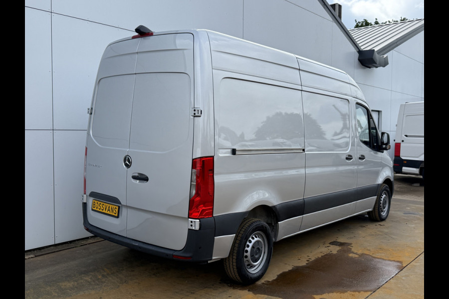 Mercedes-Benz Sprinter 215 1.9 CDI Automaat L2H2 MBUX Climate Control Camera Carplay Parkeersensoren V+A