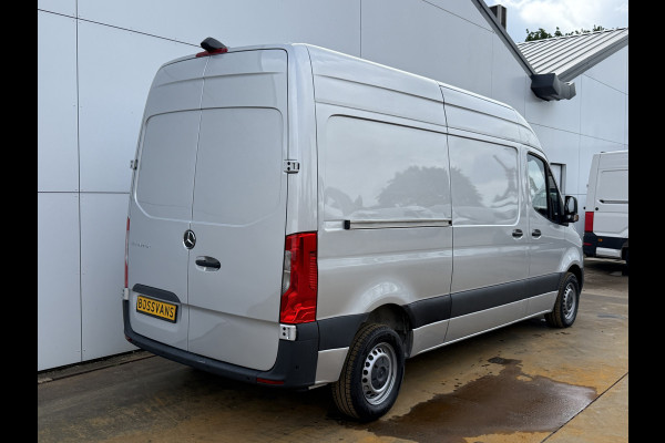 Mercedes-Benz Sprinter 215 1.9 CDI Automaat L2H2 MBUX Climate Control Camera Carplay Parkeersensoren V+A