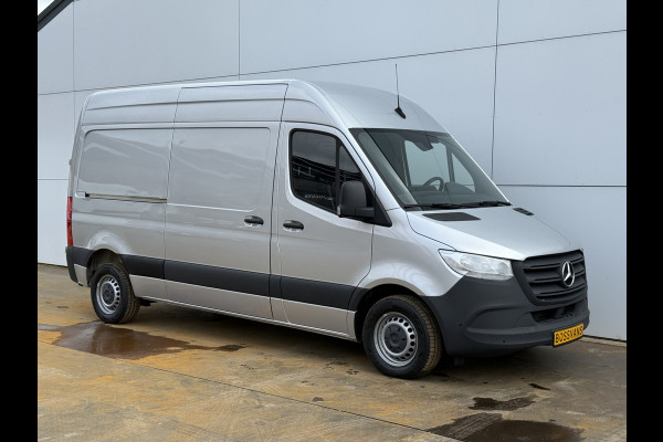 Mercedes-Benz Sprinter 215 1.9 CDI Automaat L2H2 MBUX Climate Control Camera Carplay Parkeersensoren V+A