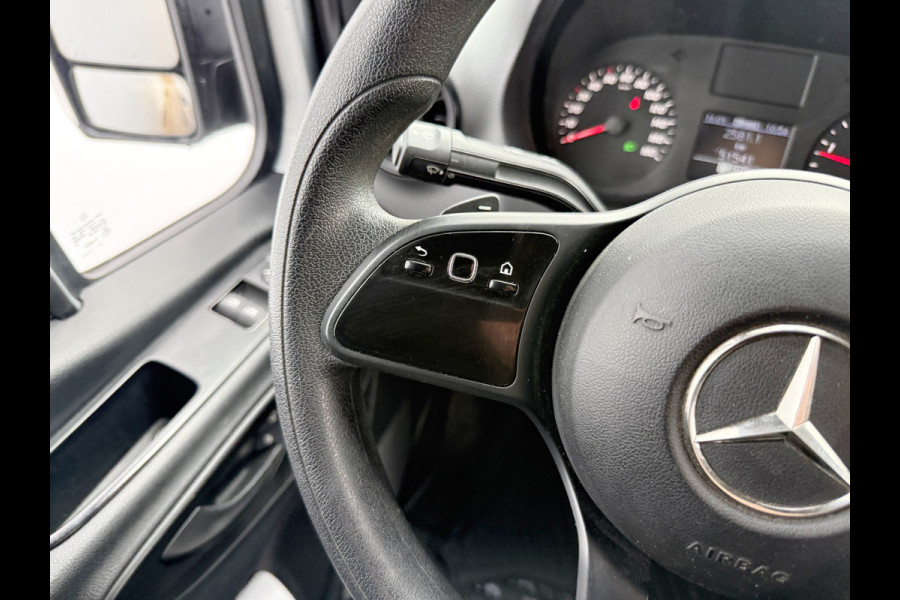 Mercedes-Benz Sprinter 215 1.9 CDI Automaat L2H2 MBUX Climate Control Camera Carplay Parkeersensoren V+A