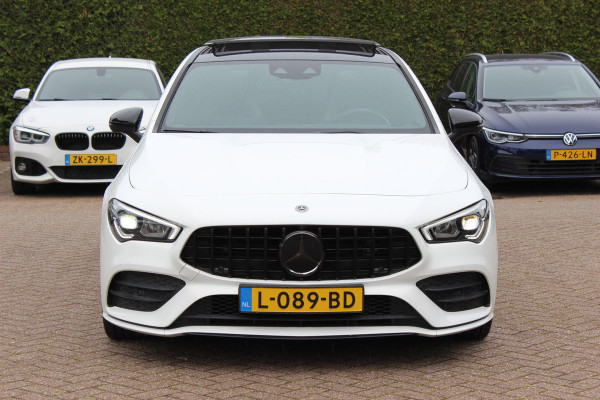Mercedes-Benz CLA-Klasse Shooting Brake 250 4MATIC Premium / AMG Diffuser / Panoramadak / 360Camera / Burmester / 19'' / Sfeerverlichting / CarPlay / Stoelverwarming / Cruise Control