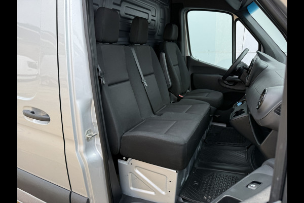 Mercedes-Benz Sprinter 215 1.9 CDI Automaat L2H2 MBUX Climate Control Camera Carplay Parkeersensoren V+A