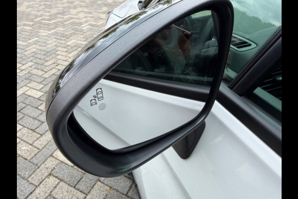 Opel Crossland X 1.2 Turbo Automaat Innovation, CarPlay, Camera, PDC