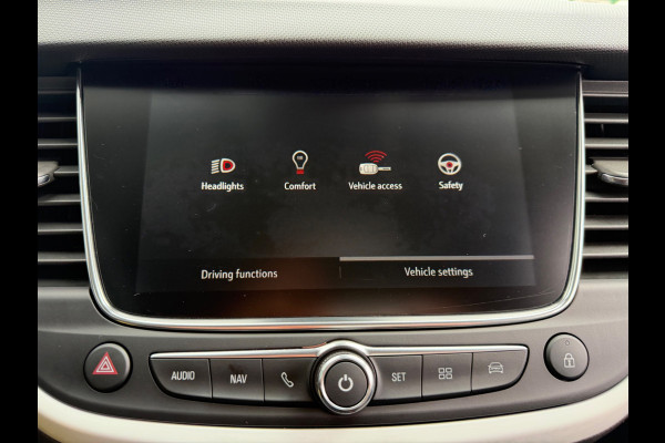 Opel Crossland X 1.2 Turbo Automaat Innovation, CarPlay, Camera, PDC