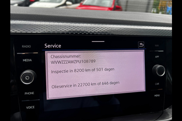 Volkswagen Polo 1.0 TSI R-Line Business_Navi_Carplay_Led_Virtual cocpit