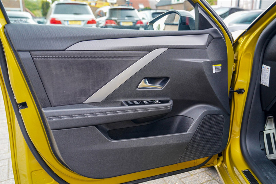 Opel Astra 1.2 Ultimate | Head Up Display | 360 Camera | Stoelverwarming | Memory