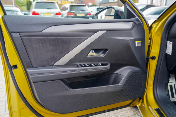 Opel Astra 1.2 Ultimate | Head Up Display | 360 Camera | Stoelverwarming | Memory